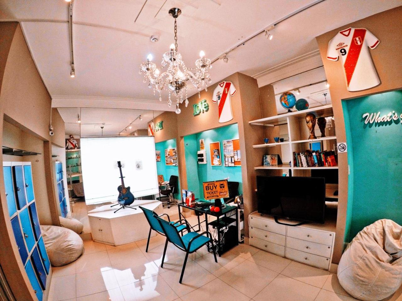 The Prime Spot, Backpacker'S Hostelリマ エクステリア 写真